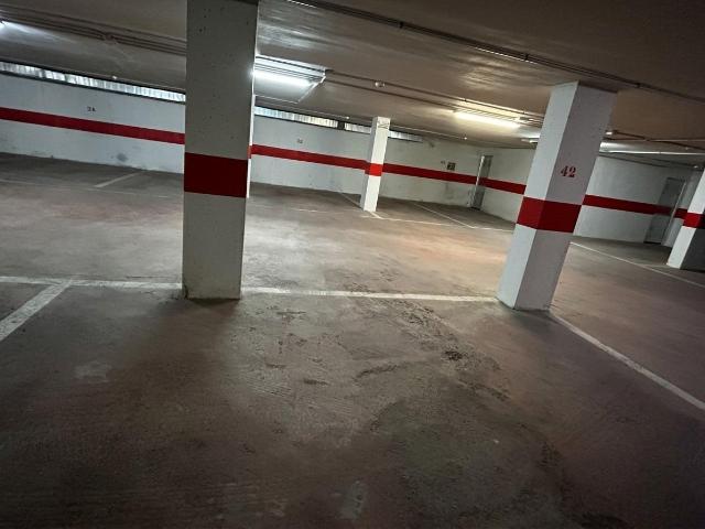 Garaje en alquiler en Caldas, Galicia