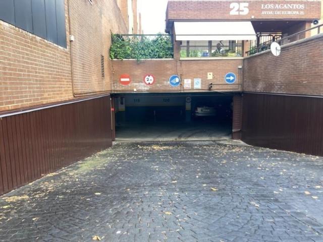 Parking en alquiler en Pozuelo De Alarcón, Moncloa-Aravaca