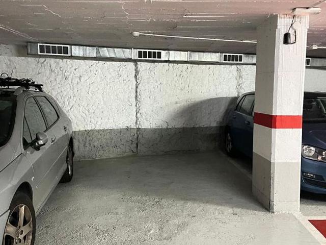 Garaje en alquiler en Barcelona, el Guinardó