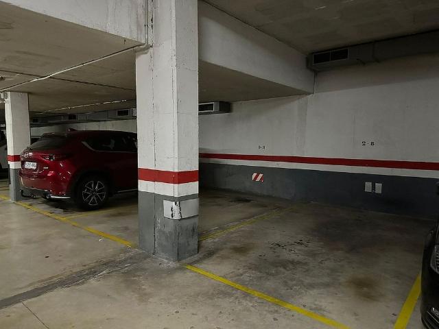 Garaje en alquiler en Sant Joan Despí, Barcelona