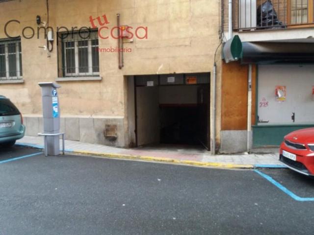 Parking en alquiler en Segovia, Santo Tomás