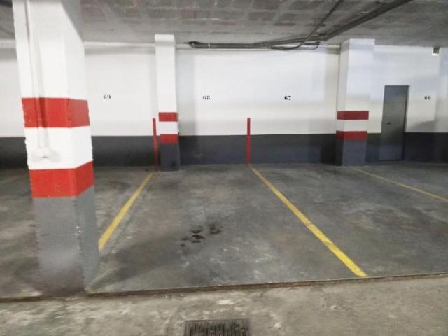 Parking en alquiler en Sevilla, Nervión