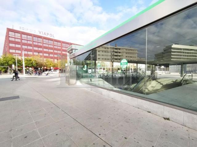 Garaje en alquiler en Sevilla, Andalucía