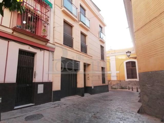 Garaje en alquiler en Sevilla, Andalucía