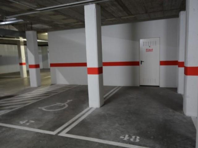 Garaje en alquiler en Tablada, Sevilla