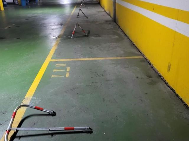 Parking en alquiler en Siero, Paredes