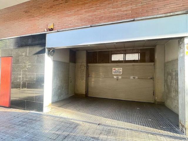 Garaje en alquiler en Vallès Occidental, Catalunya