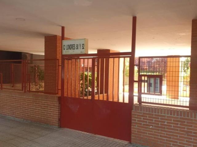 Garaje en alquiler en Torrejón De Ardoz, Madrid