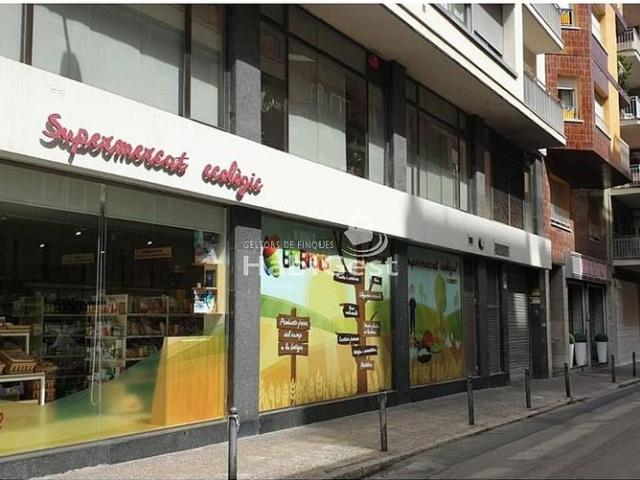 Garaje en alquiler en Eixample, Gironès