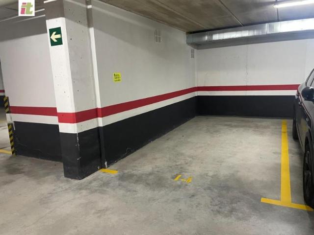 Garaje en alquiler en Urduliz, Torrebarria Garaje en alquiler en Urduliz, Torrebarria