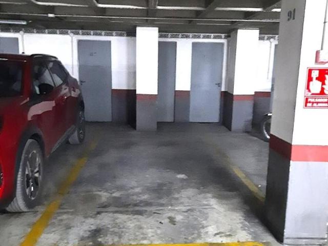 Parking en alquiler en Valencia, Sant Pau