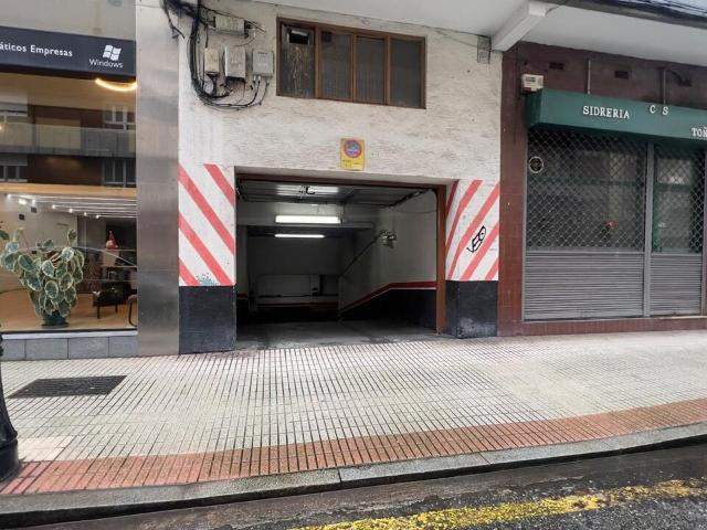 Garaje en alquiler en Gijón / Xixón