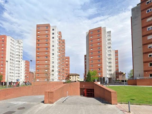Garaje en venta en Barakaldo