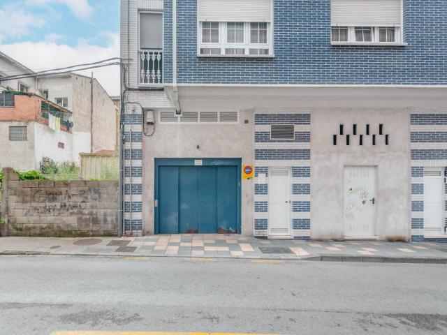 Garaje en venta en Castandiello, Langreo
