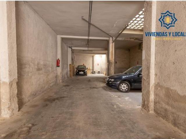 Local Comercial en venta en Centro, Comarca de la Vega de Granada