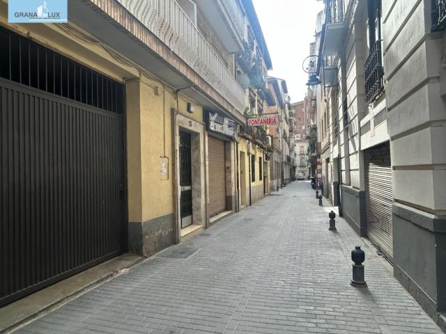 Garaje en venta en Centro, Comarca de la Vega de Granada
