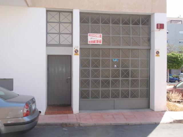 Garaje en venta en El Ejido