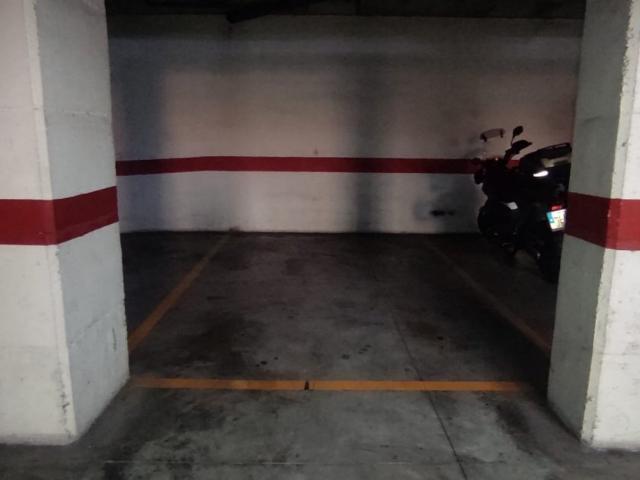 Garaje en alquiler en Elche, Ciutat Jardí