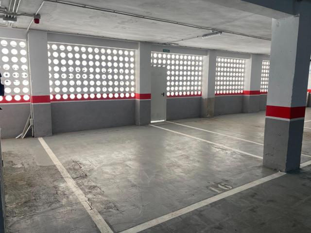 Garaje en venta en Granada, Pajaritos