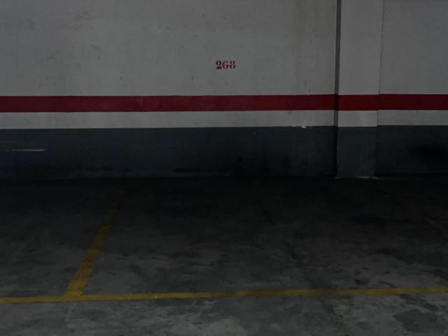 Garaje en venta en Granada, Joaquina Eguaras