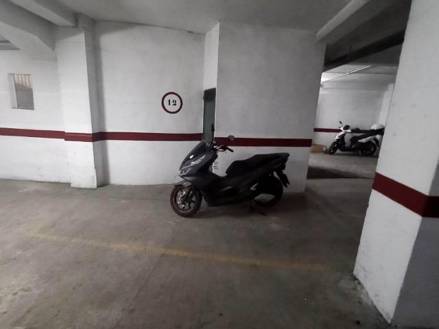 Parking en venta en Jaén, Peñamefecit