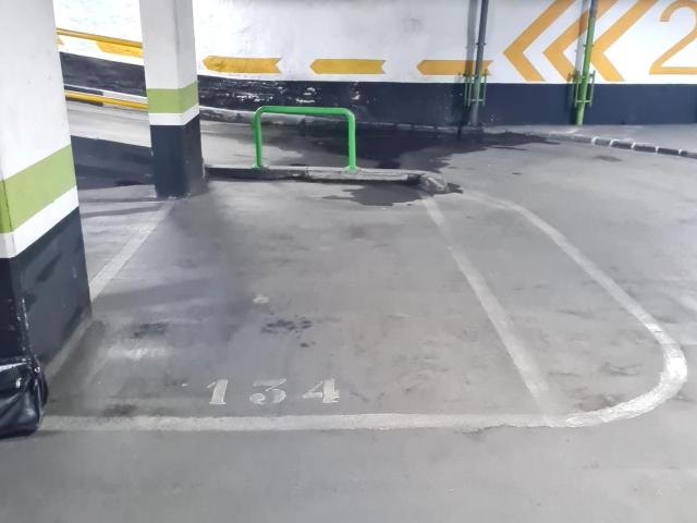 Parking en venta en Madrid, Almenara