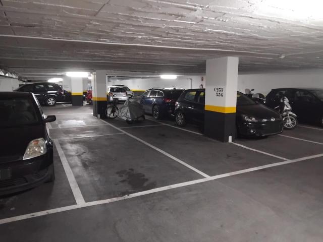 Parking en venta en Madrid, Guindalera