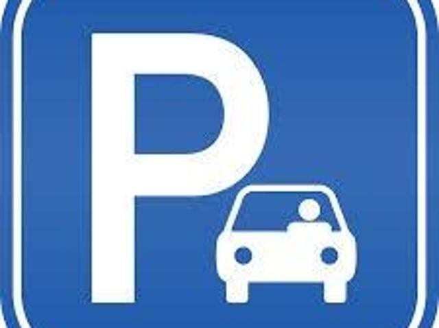Parking en venta en Madrid, Cuatro Vientos