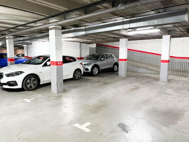 Garaje en venta en Madrid, Adelfas