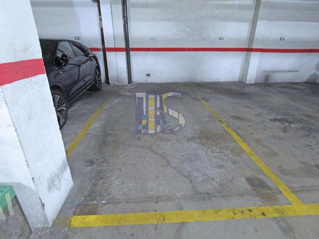 Parking en venta en Madrid, San Isidro
