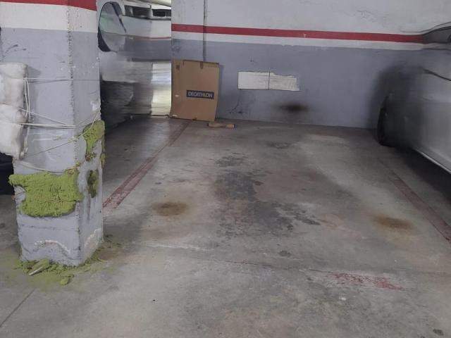 Garaje en venta en Olesa De Montserrat