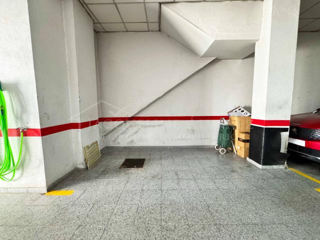 Garaje en venta en Parla, La Laguna