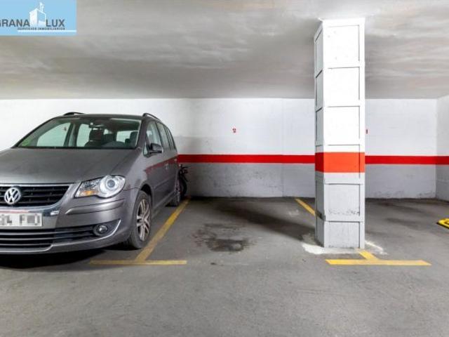 Local Comercial en venta en Centro, Comarca de la Vega de Granada