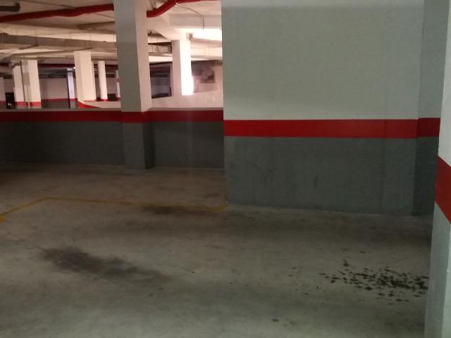 Garaje en venta en Rincón De La Victoria