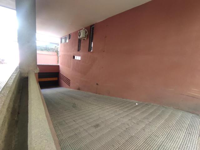 Garaje en alquiler en Sevilla, Alfalfa