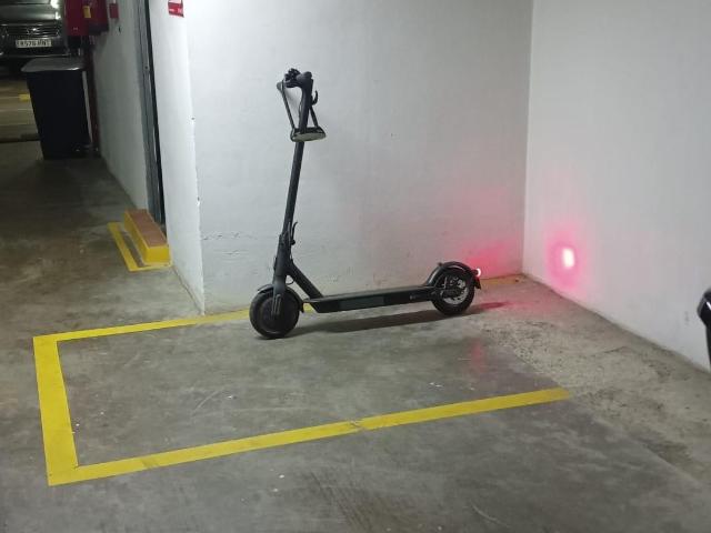 Parking en alquiler en Sevilla, El Arenal