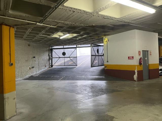 Parking en venta en Valencia, Sant Pau