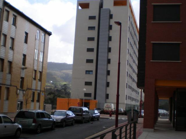 Garaje en venta en Cruces, Barakaldo