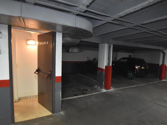 Garaje en venta en Centro, Madrid