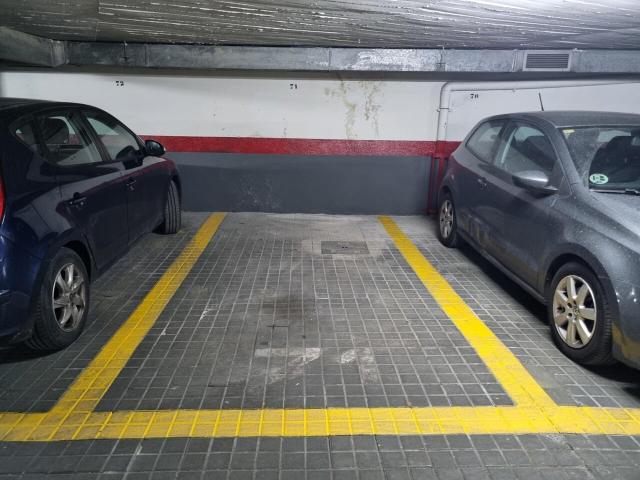 Garaje en venta en Centro, Madrid
