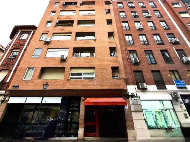 Garaje en venta en Chamberí, Madrid