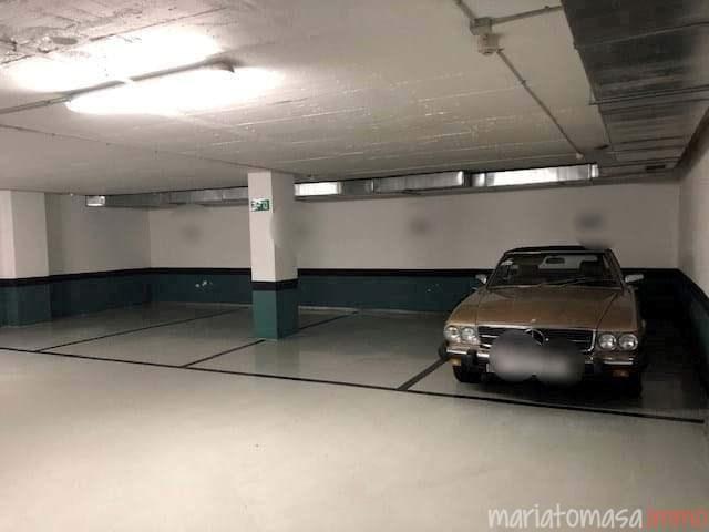 Parking en venta en Bilbao, Abando