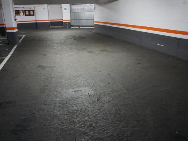 Garaje en venta en Basauri, Urbi