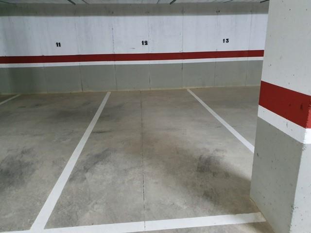 Garaje en venta en Foz, A Vallarosa