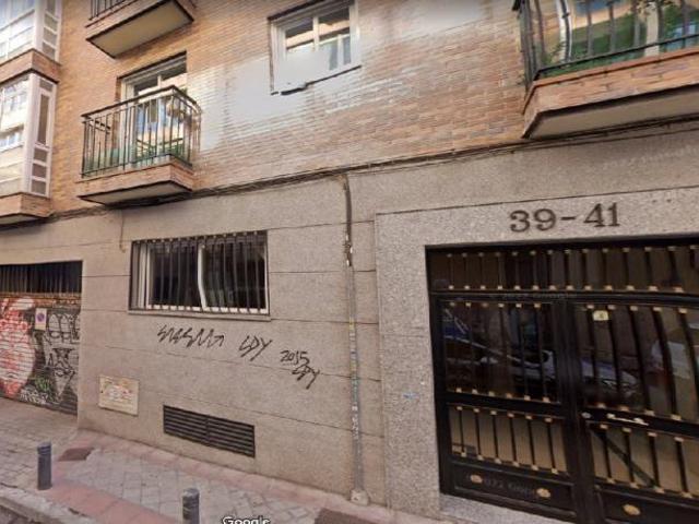 Parking en venta en Madrid, San Isidro
