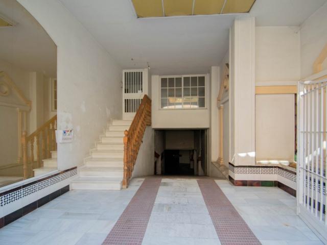 Parking en venta en La Zubia, Barrio Ermitaño