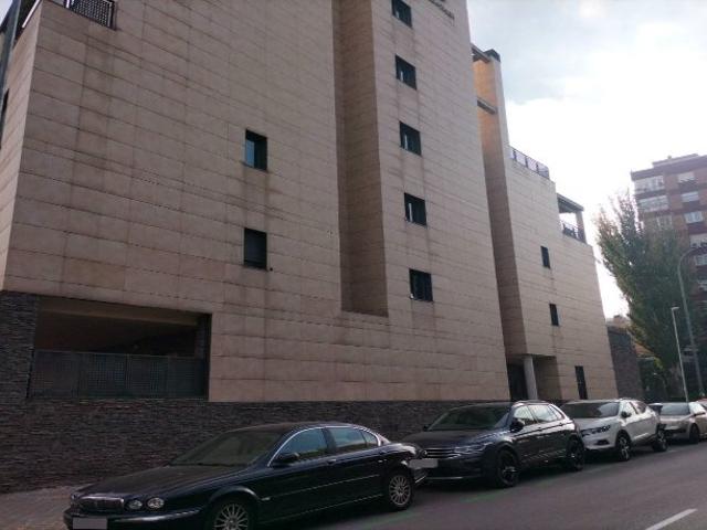 Garaje en venta en Madrid, Colina
