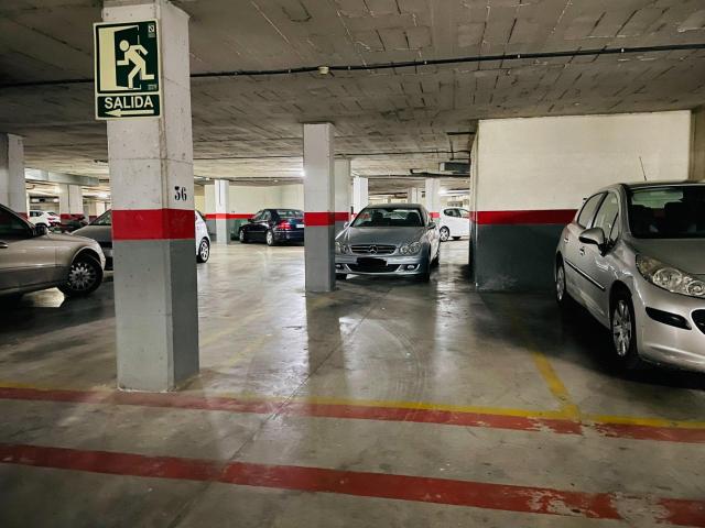 Garaje en venta en Málaga, Polígono Alameda
