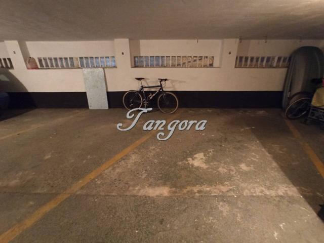 Garaje en venta en Getxo, Algorta