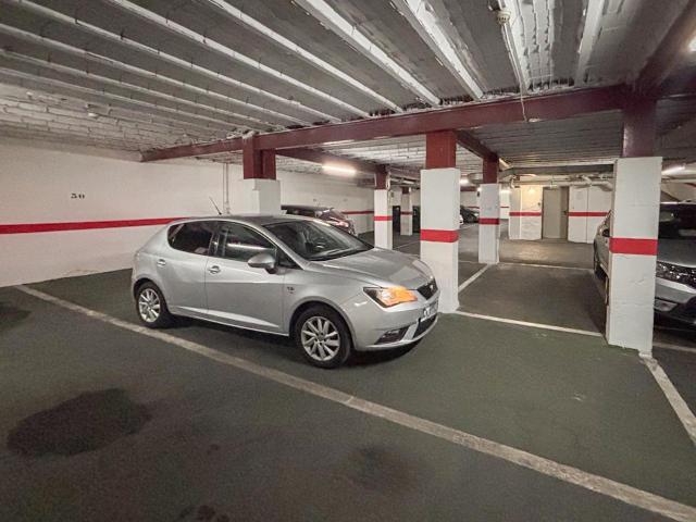 Garaje en venta en Raval de Sant Francesc, Alicante